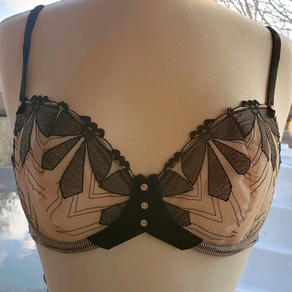Kardashian Kollection Sexy Mesh Bra